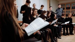 Seni Suara Acapella: Keajaiban Harmoni Tanpa Instrumen