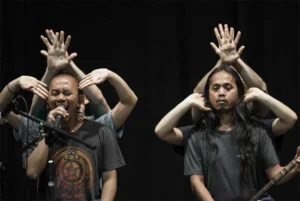 4-rekomendasi-musik-eksperimental-yang-menggugah-telinga